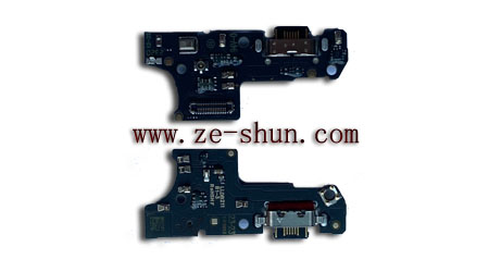 Motorola Moto G14 plun in flex